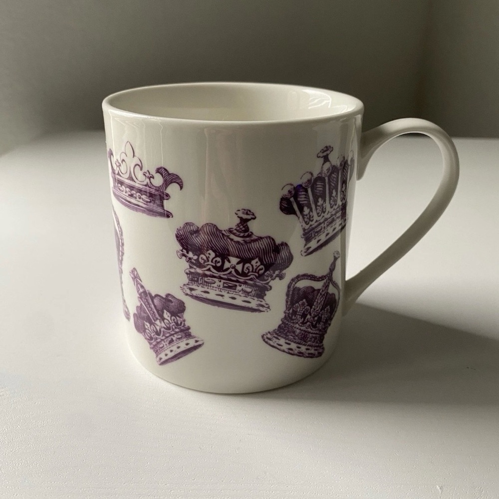 Temple Island Collection Purple Crown Coffee Mug Queen London England